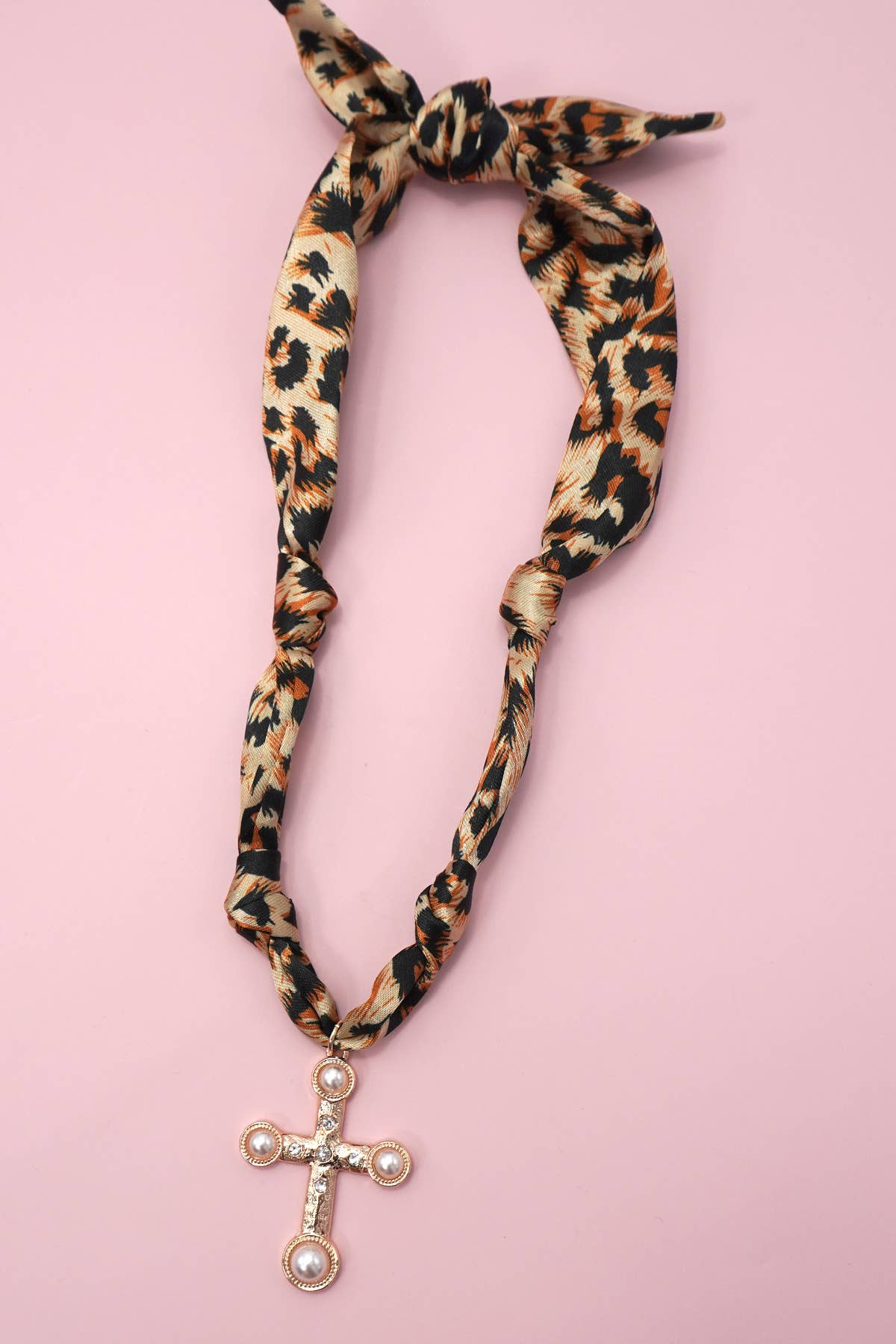 SCARF CHARM NECKLACE