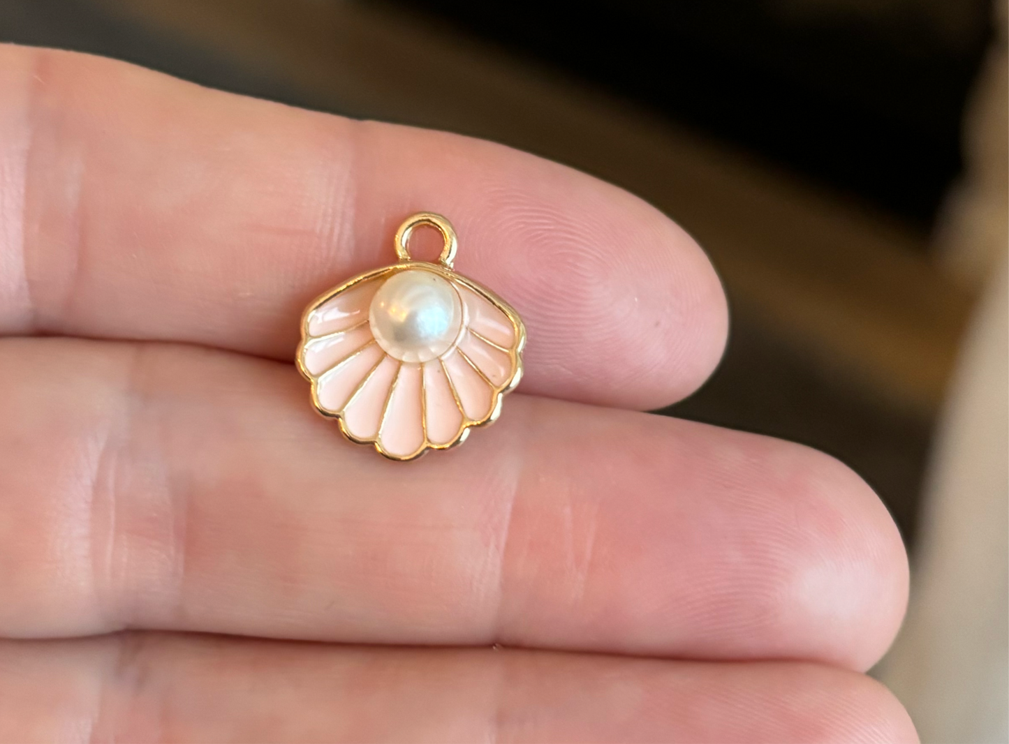 Gold Plated Light Pink Shell Imitation Pearl 17mm x 15mm