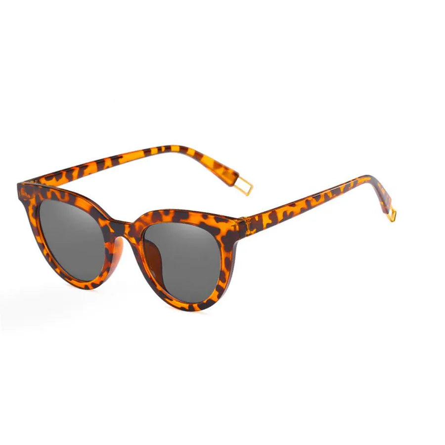 CHELSEA - Premium Accessories from SHADY LADY - Just $46! Shop now at Bri en Lyle Boutique