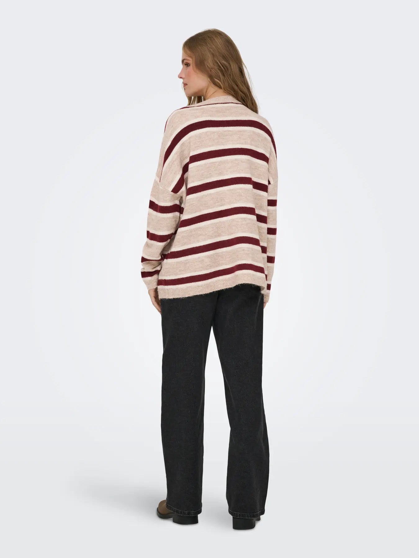 TALIO SWEATER