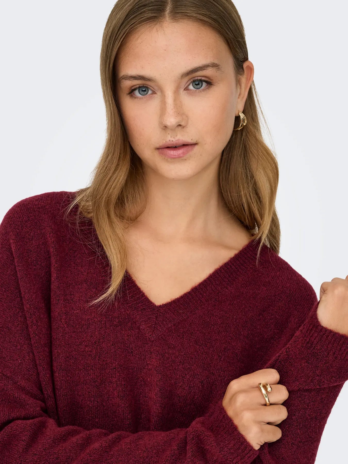 TALIO SWEATER