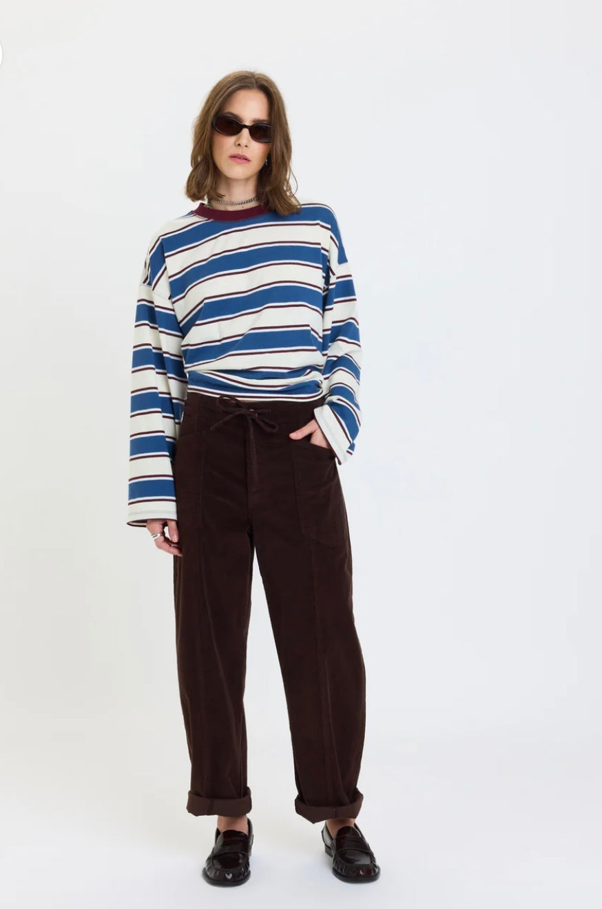 VILLA DRAWSTRING BARREL LEG PANT IN CHOCOLATE