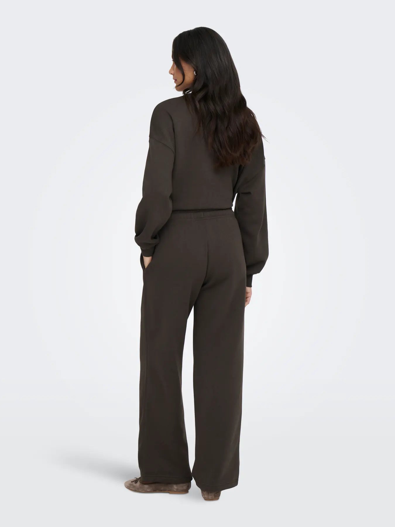 ONLY BEST SWEATS-CHOCOLATE
