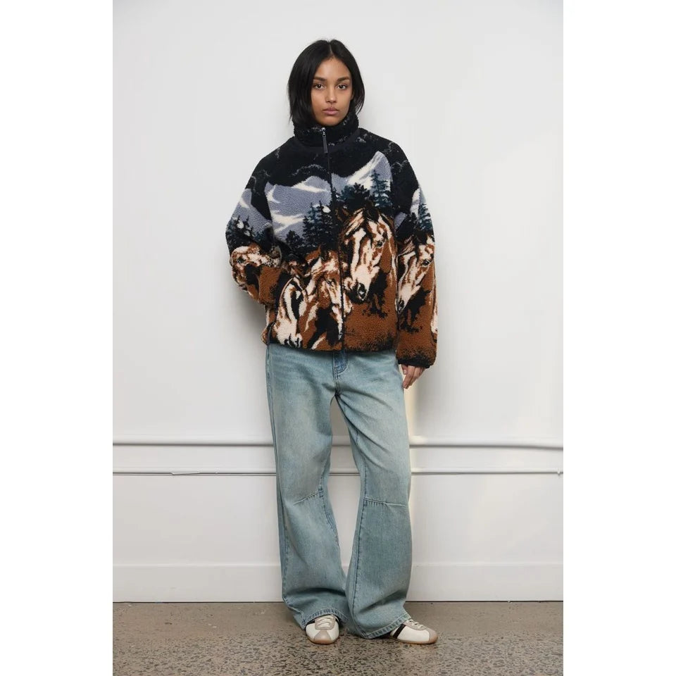 WILD HORSES SHERPA