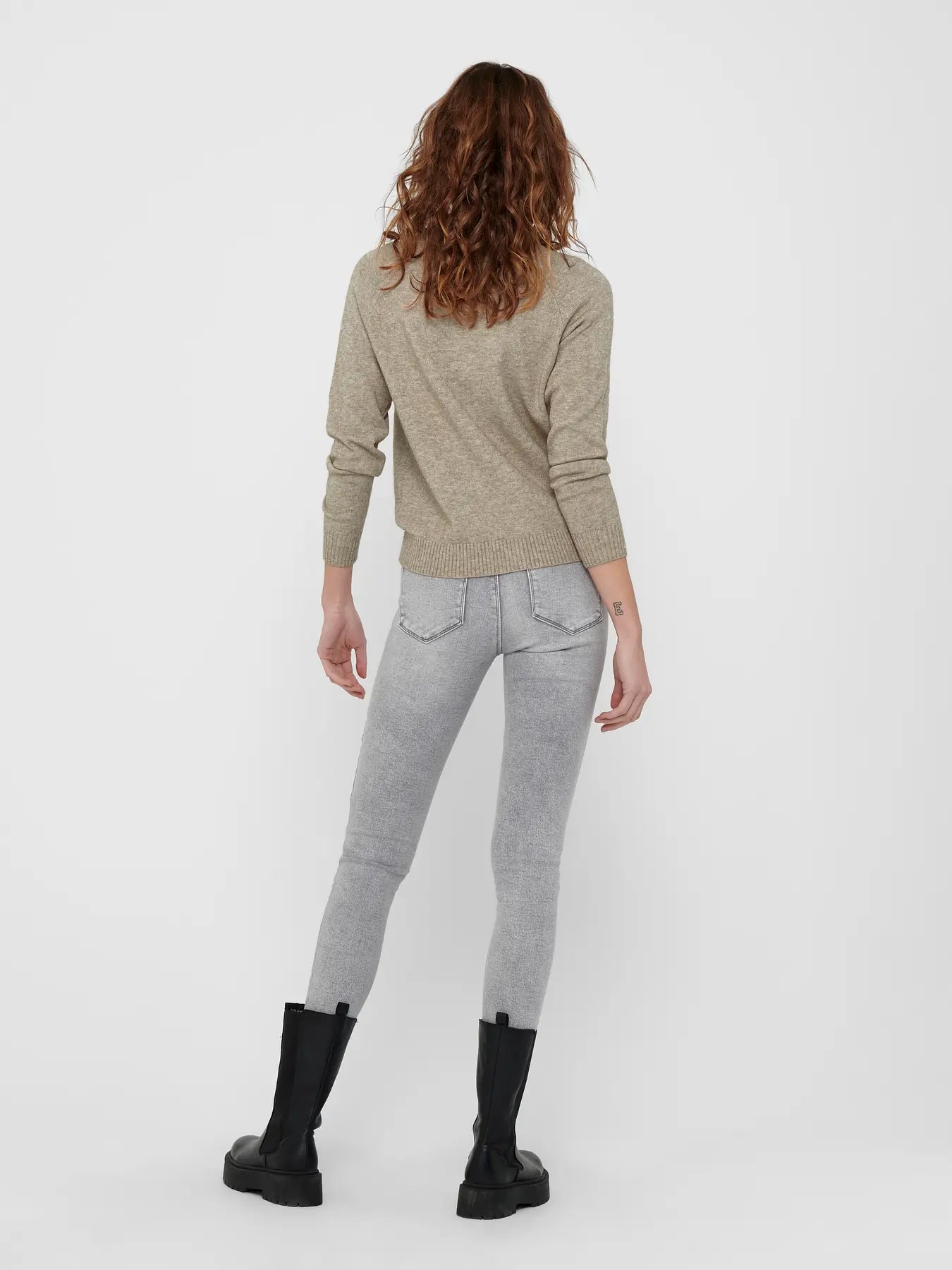 LESLY KINGS LIFE SWEATER
